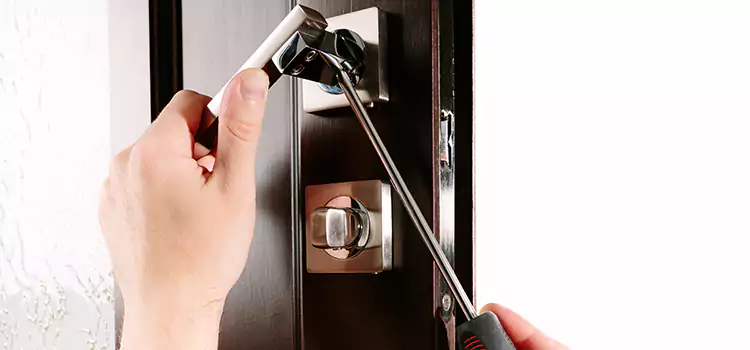 Door Lock Replacement Service Griffin